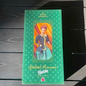 - ✨Vintage NRFB Hallmark Limited Edition Yuletide Romance Barbie Doll